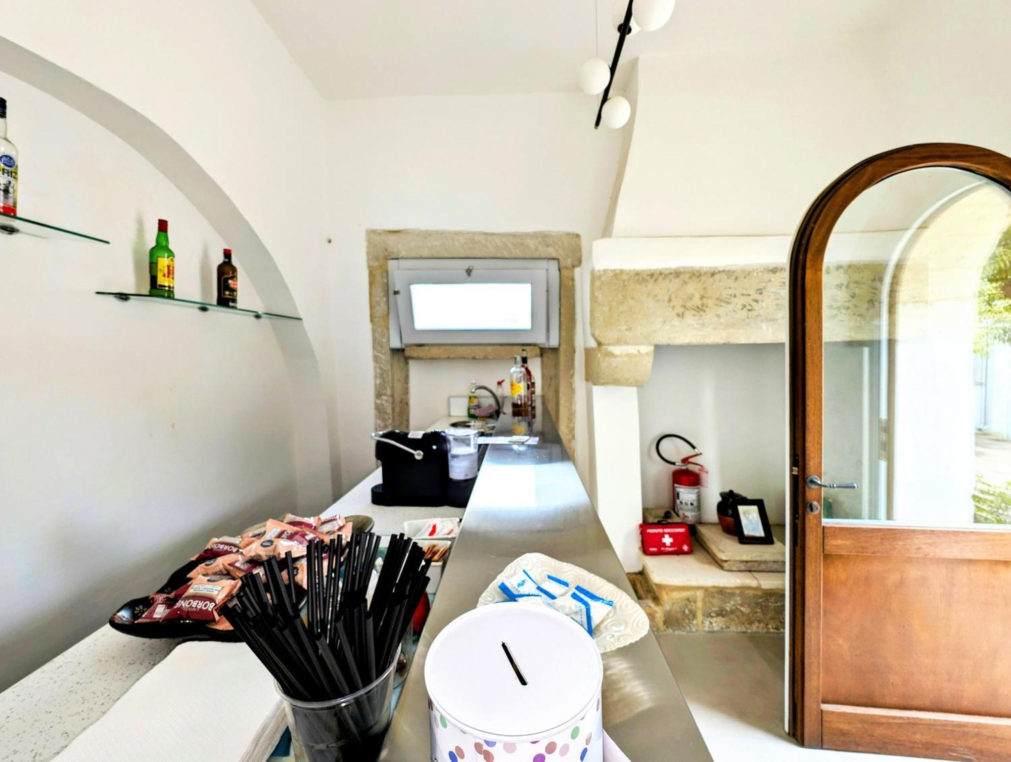 Oikia Vacanze Giuggianello Le Bey ภายนอก รูปภาพ